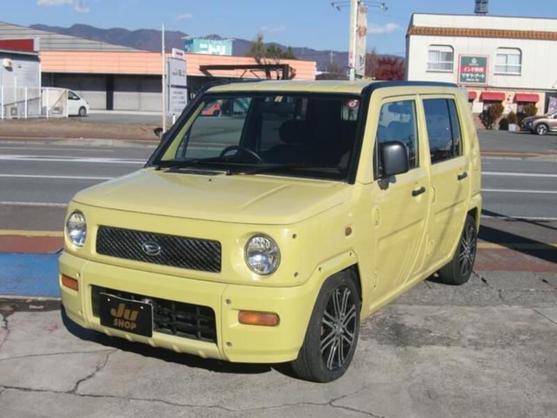 DAIHATSU NAKED