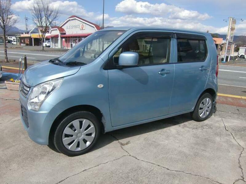 WAGON R