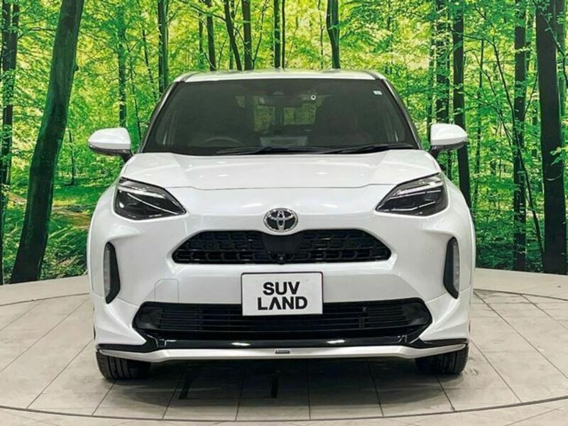 YARIS CROSS