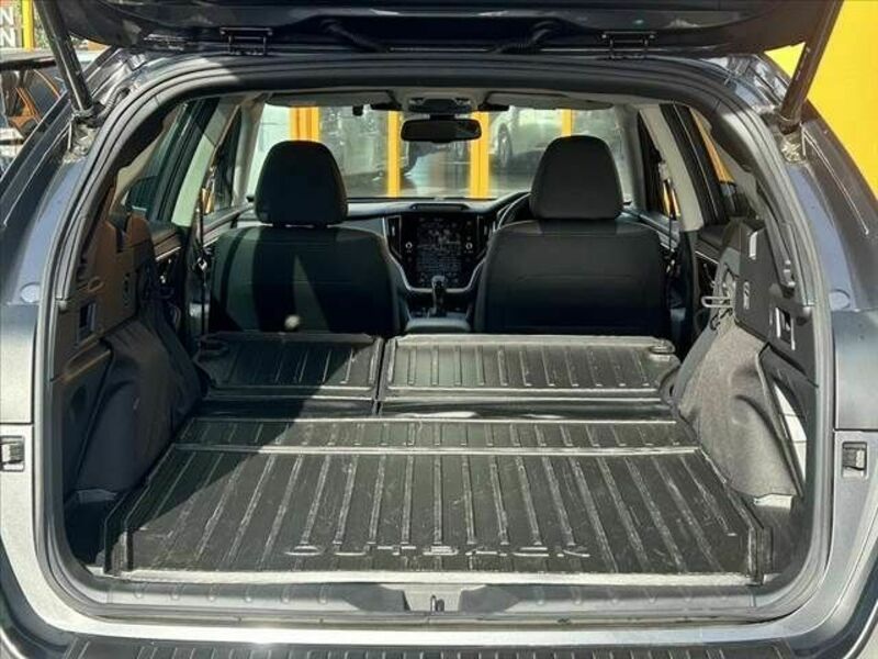 LEGACY OUTBACK