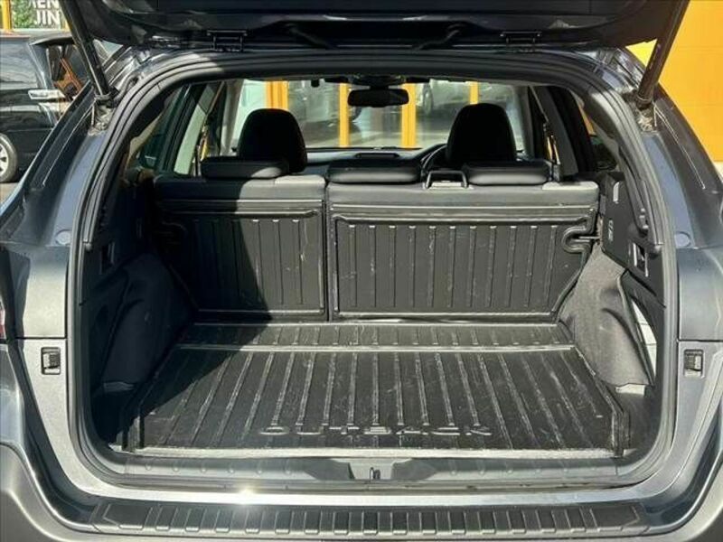 LEGACY OUTBACK