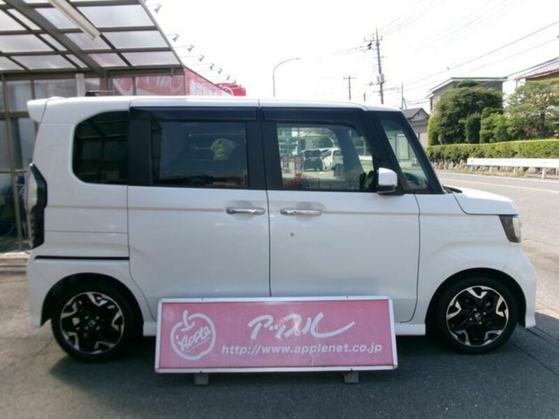N BOX CUSTOM