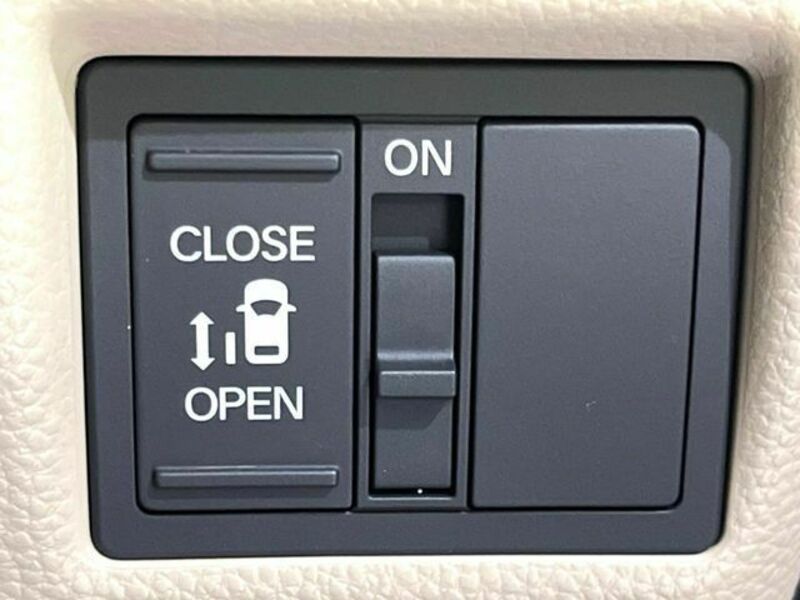 N BOX