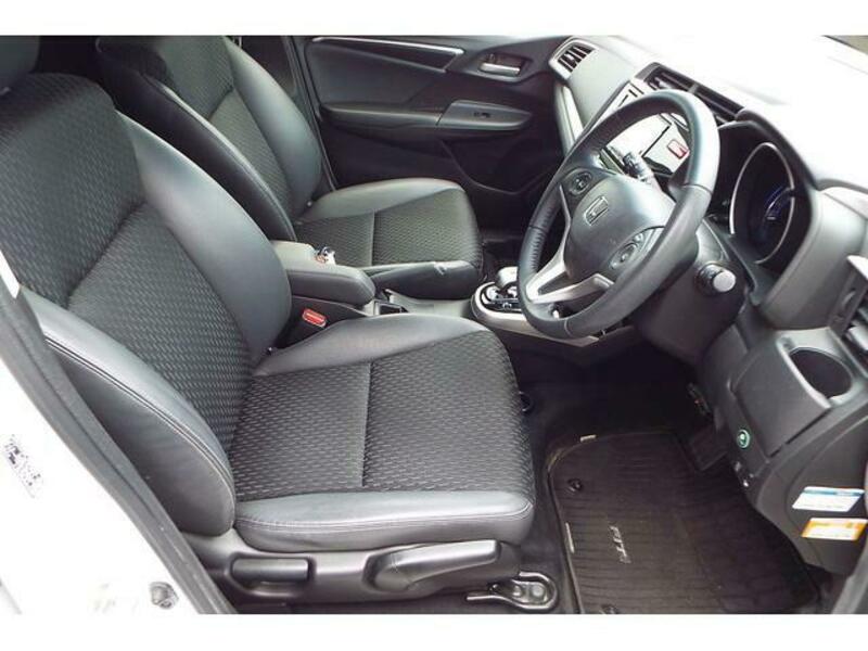 FIT HYBRID