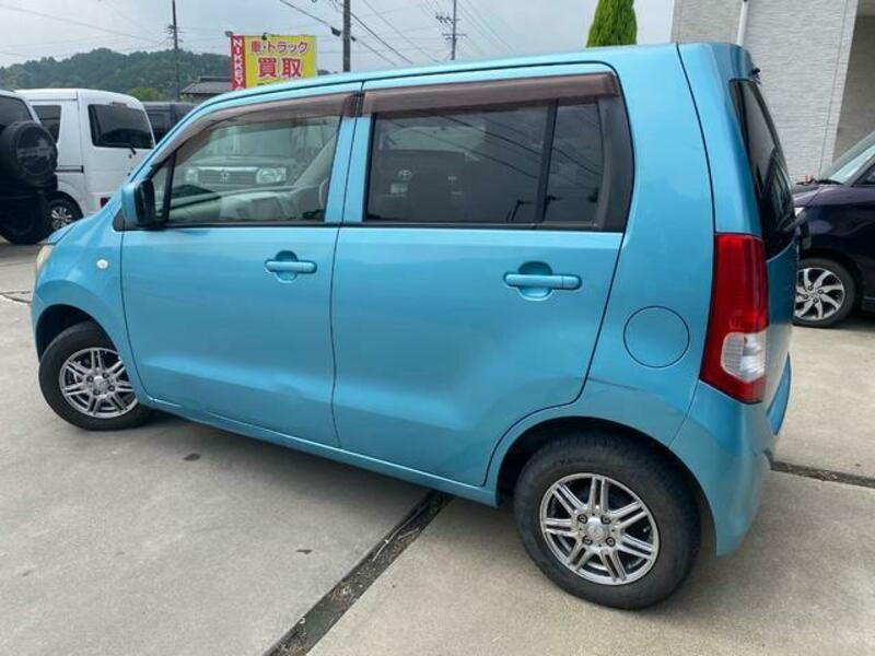 WAGON R