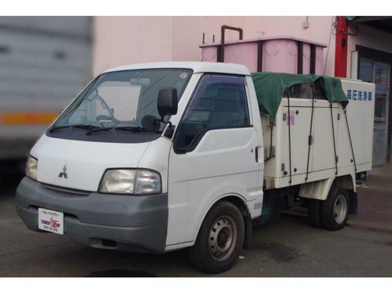 MITSUBISHI DELICA TRUCK