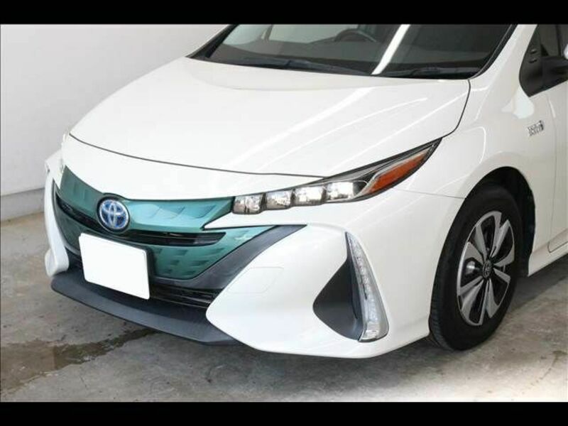 PRIUS PHV