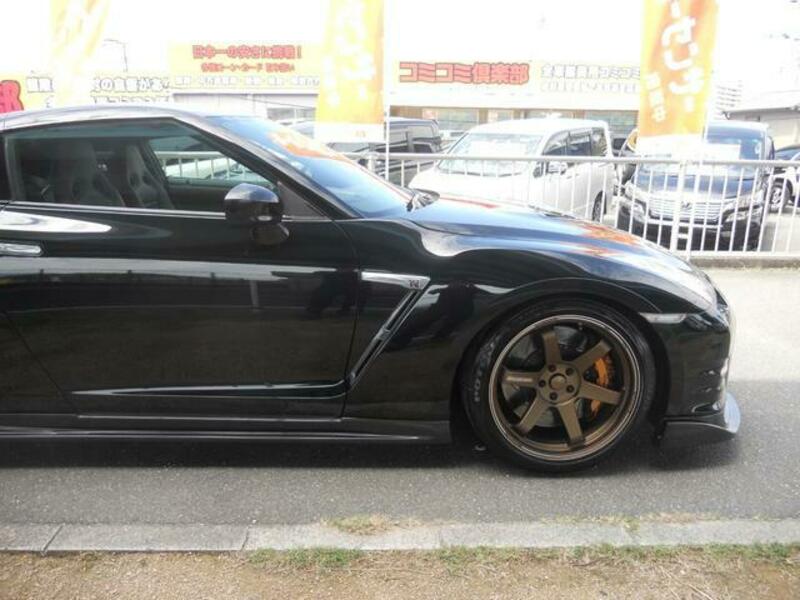 GT-R