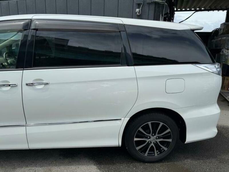 ESTIMA HYBRID
