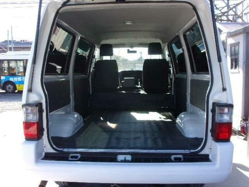 BONGO VAN