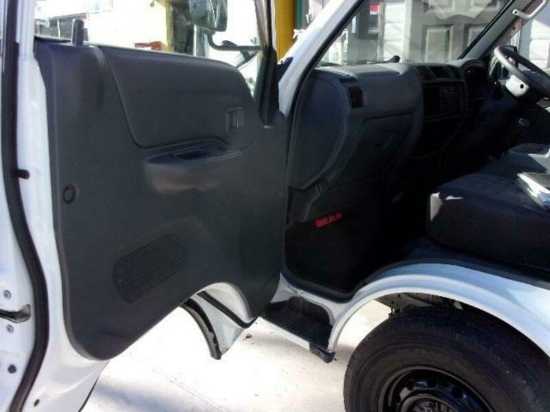 BONGO VAN