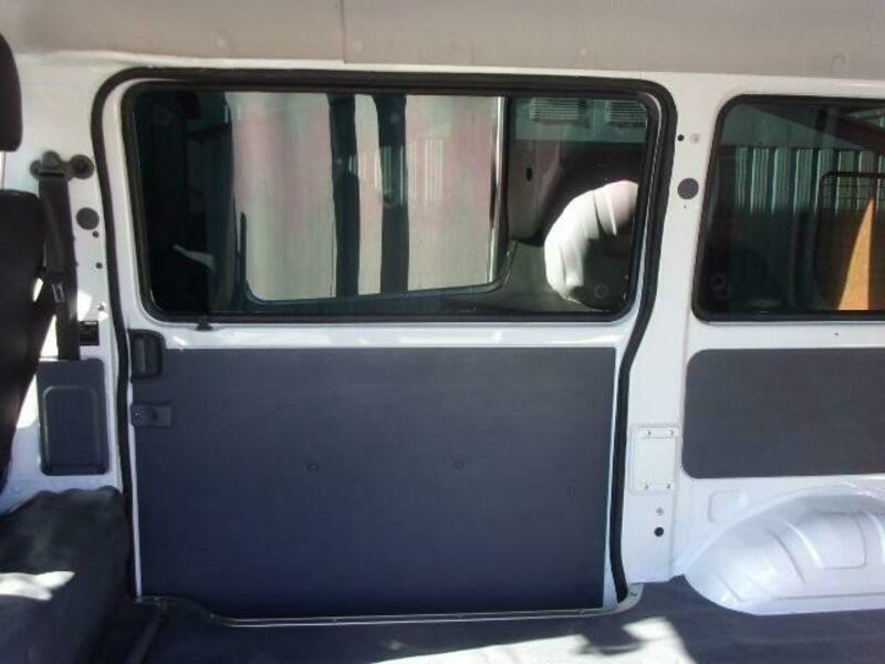 BONGO VAN