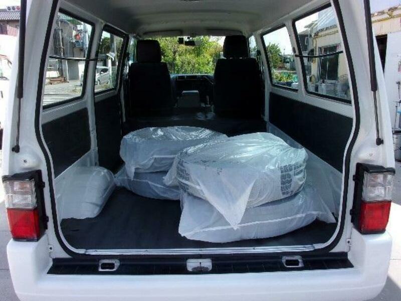 BONGO VAN