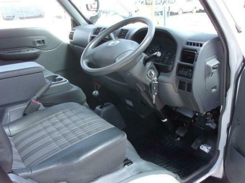 BONGO VAN
