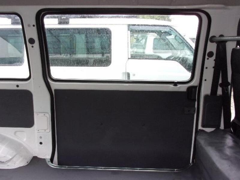 BONGO VAN