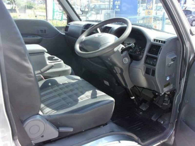 BONGO VAN