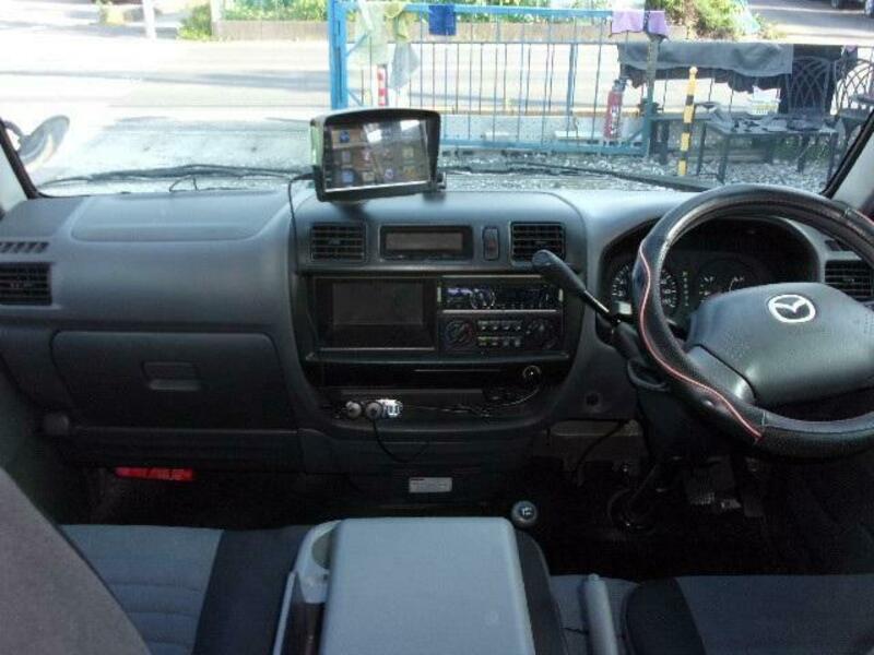 BONGO VAN