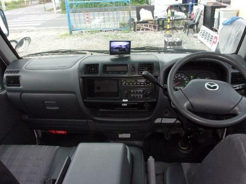 BONGO VAN