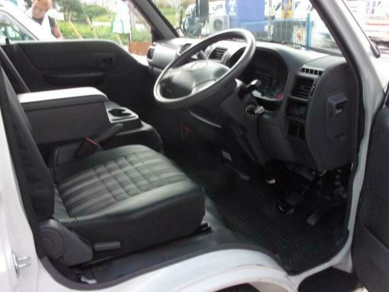 BONGO VAN