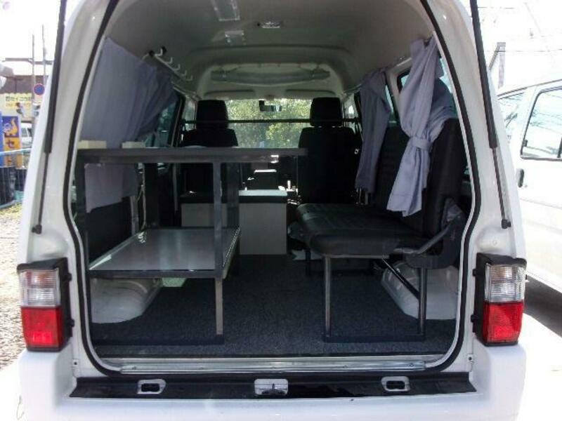 BONGO VAN