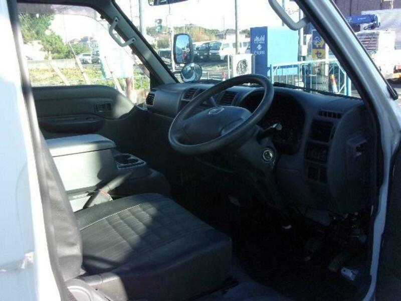 BONGO VAN