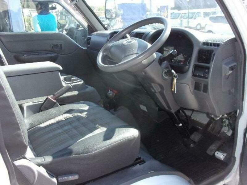 BONGO VAN