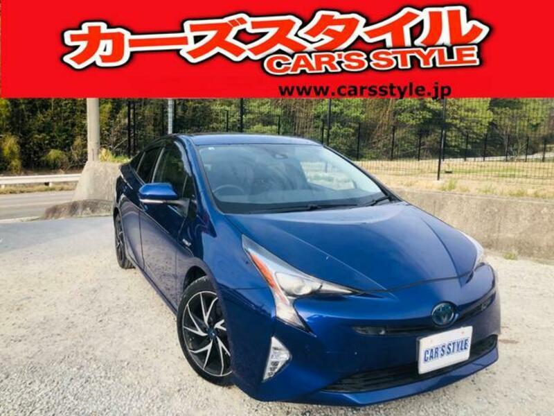 TOYOTA PRIUS