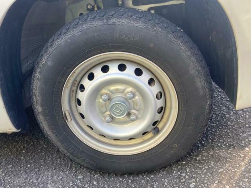 N-VAN