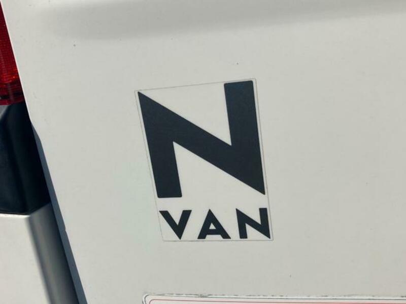 N-VAN