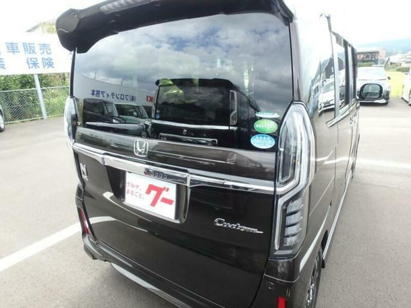 N BOX CUSTOM