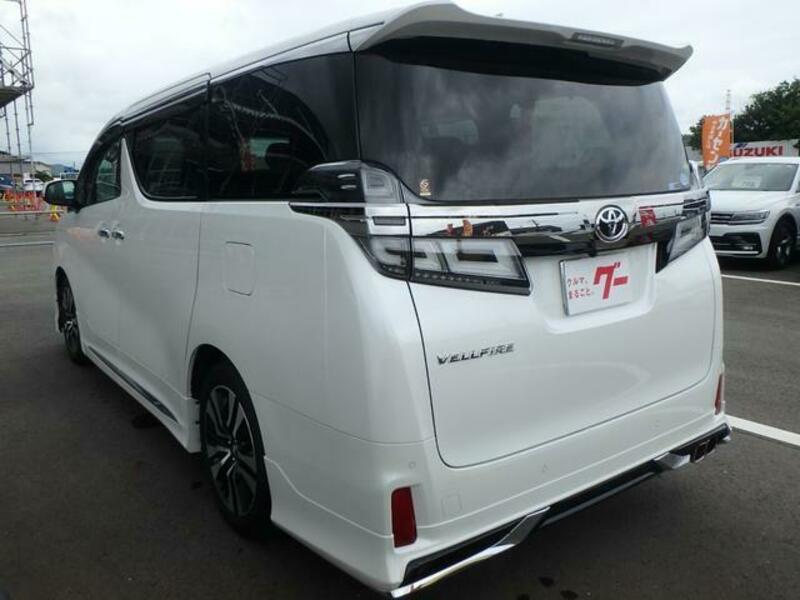 VELLFIRE
