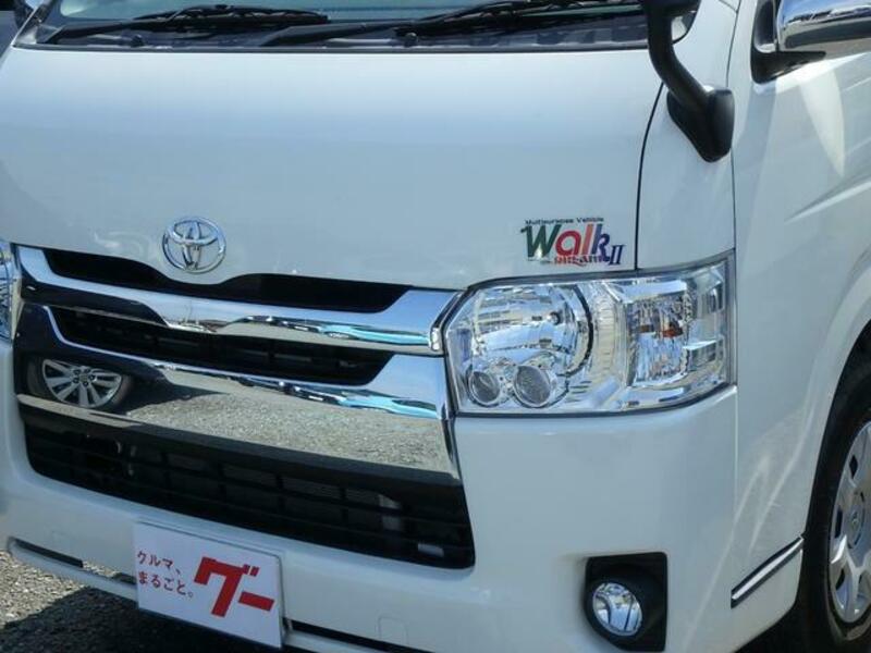 HIACE VAN
