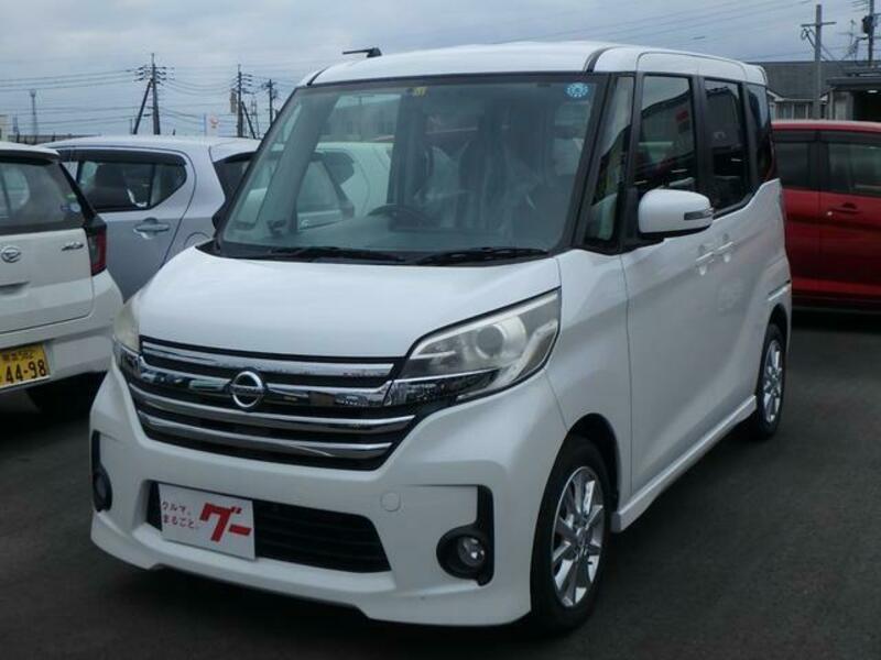 NISSAN DAYZ ROOX