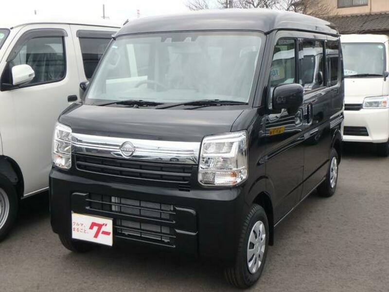 NISSAN CLIPPER VAN