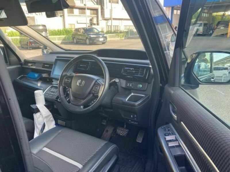 STEPWAGON SPADA