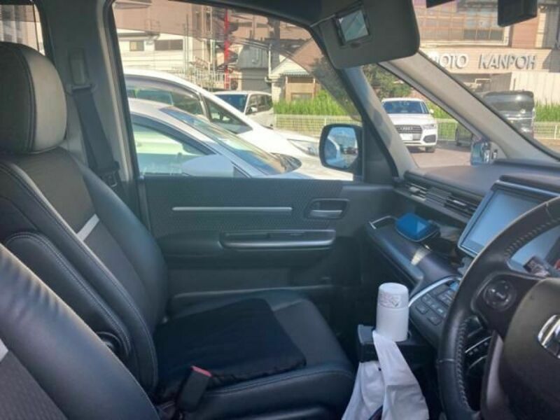 STEPWAGON SPADA
