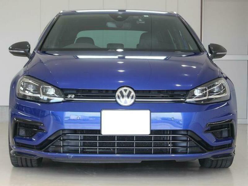 GOLF R