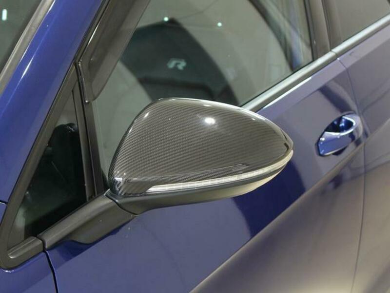 GOLF R