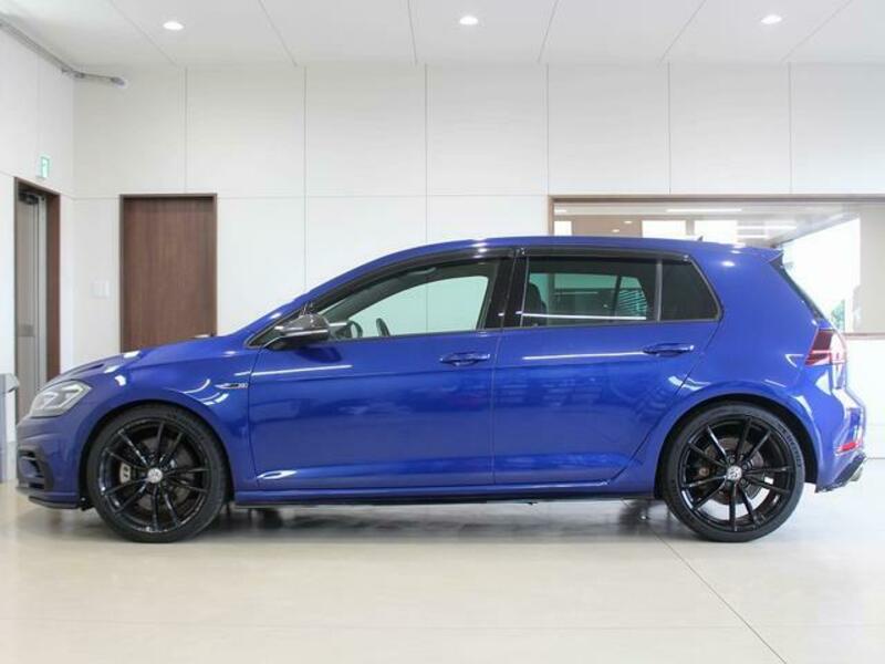 GOLF R