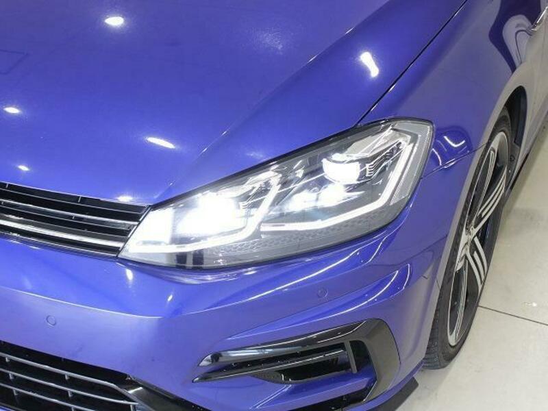 GOLF R
