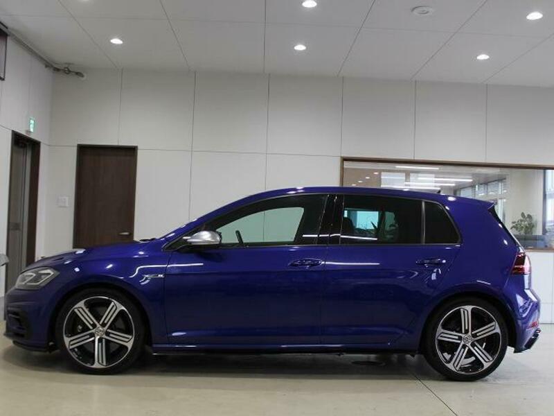 GOLF R