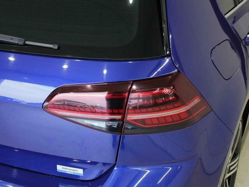 GOLF R