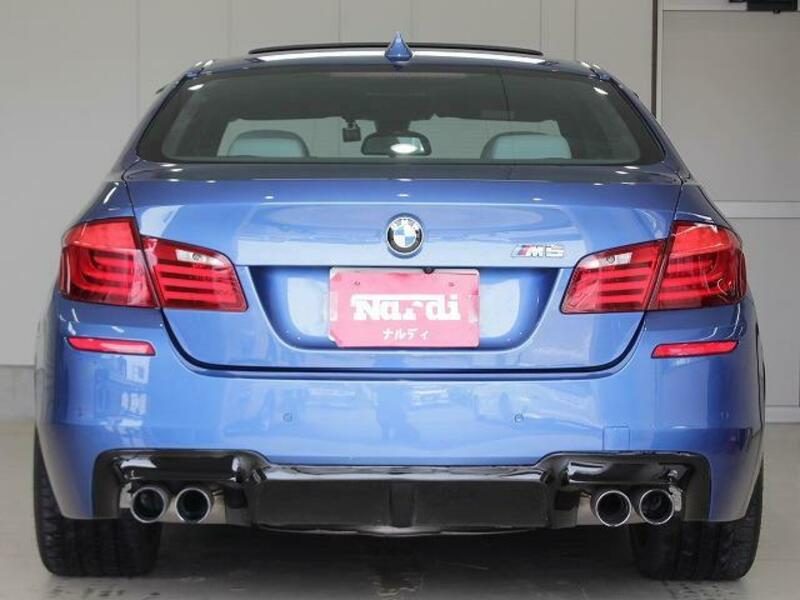 M5