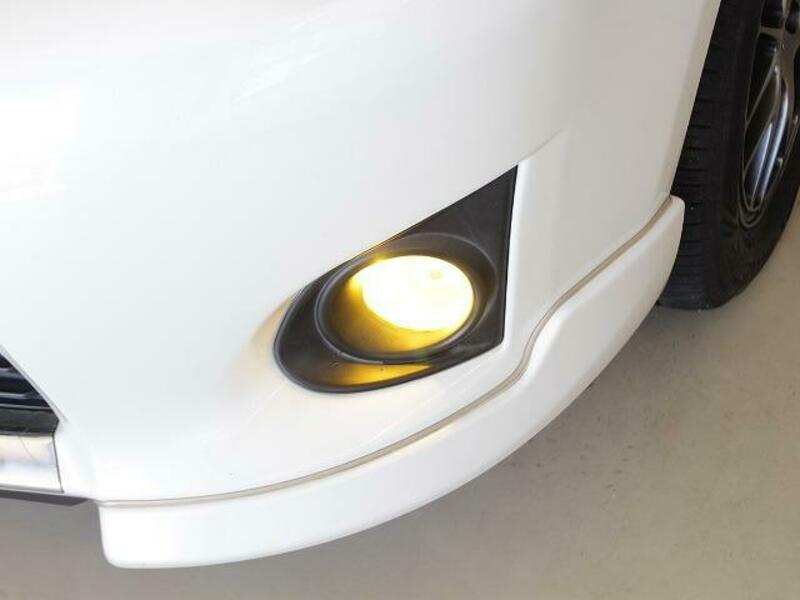 COROLLA FIELDER
