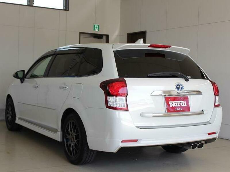 COROLLA FIELDER
