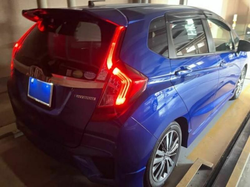 FIT HYBRID