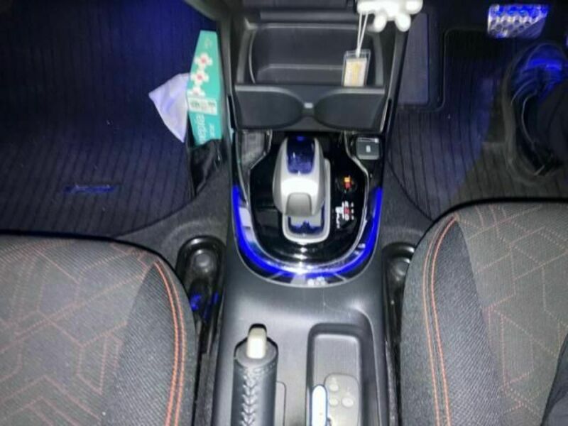 FIT HYBRID