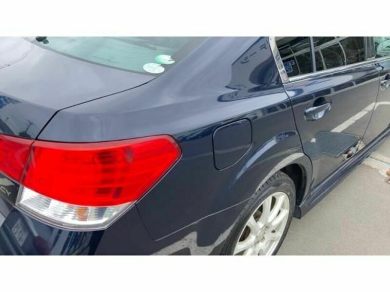 LEGACY B4