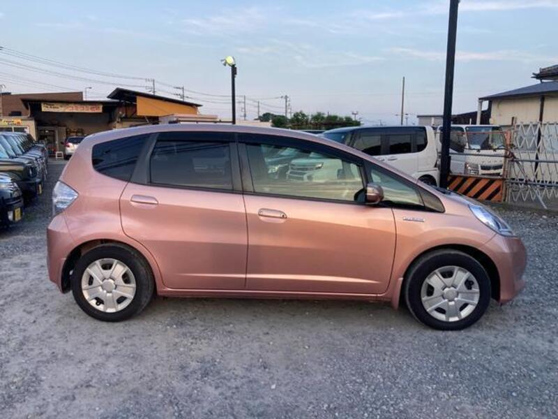 FIT HYBRID