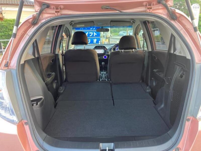 FIT HYBRID